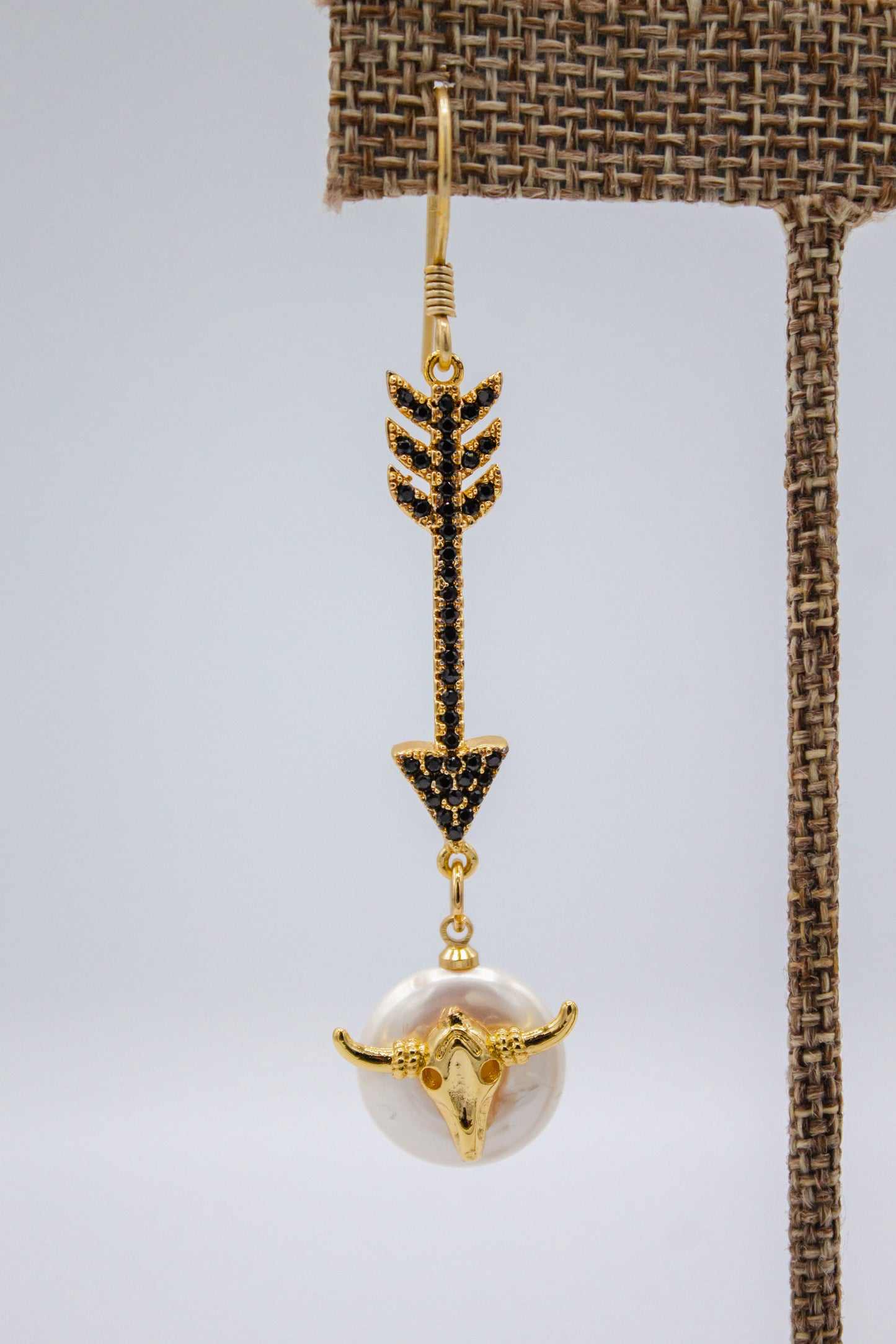 Western Wild Pearl Drop Earrings
